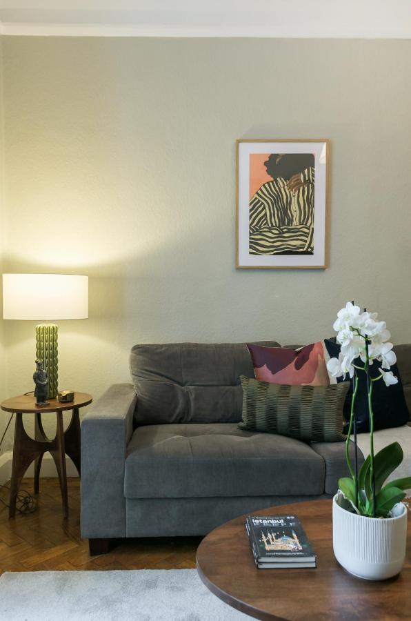 Chic 1 Bedroom Apartment In Bloomsbury, Sleeps 4 London Ngoại thất bức ảnh