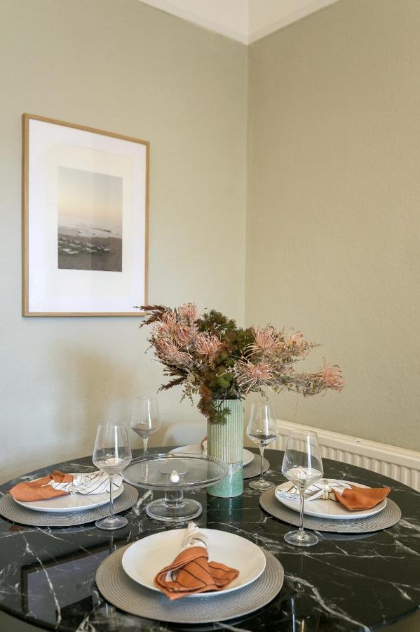 Chic 1 Bedroom Apartment In Bloomsbury, Sleeps 4 London Ngoại thất bức ảnh